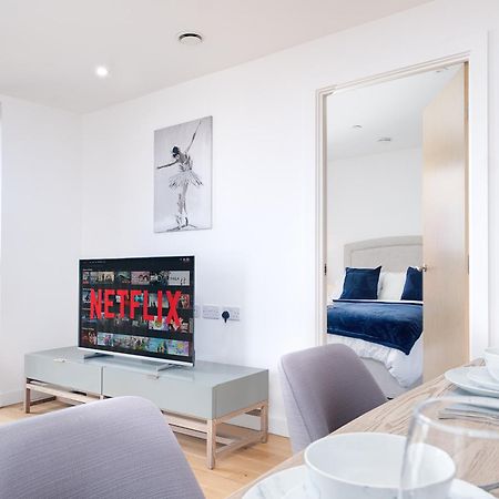Broadway Mailbox Luxury New 1 Bed Apartment With Free Parking เบอร์มิงแฮม ภายนอก รูปภาพ