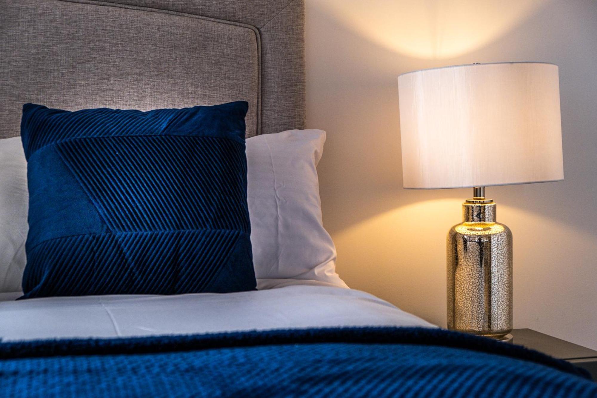 Broadway Mailbox Luxury New 1 Bed Apartment With Free Parking เบอร์มิงแฮม ภายนอก รูปภาพ